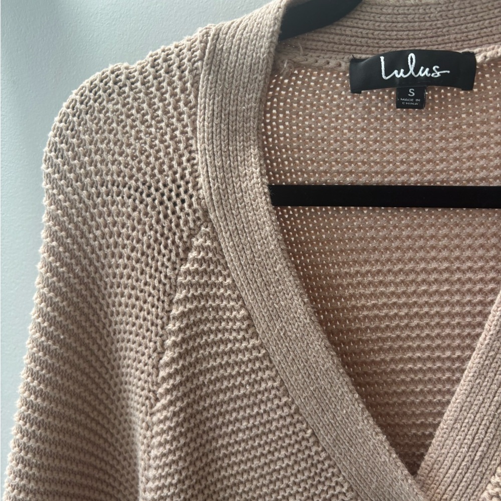 Lulu's Beige Cropped Knit Cardigan - Picture 2 of 3